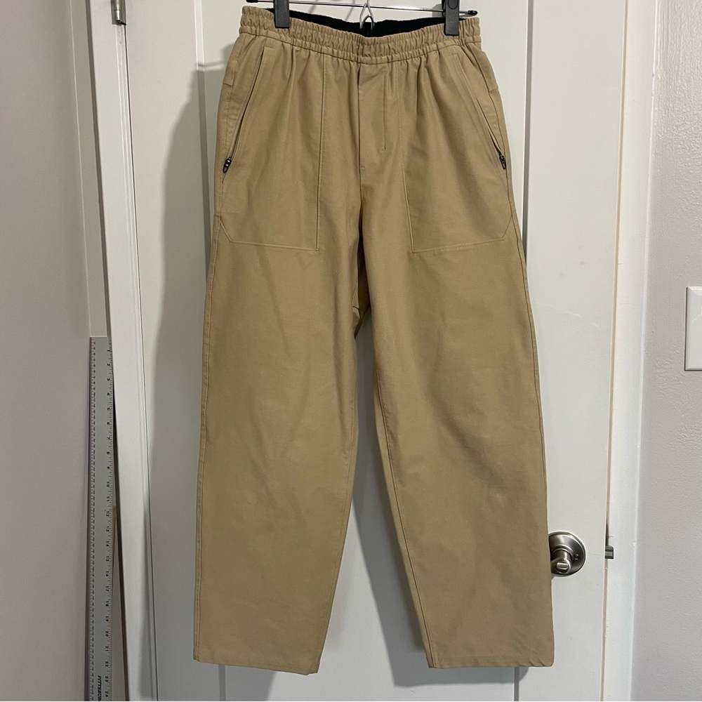 Lululemon Utilitech Pull-On Classic-Fit Pant XS Tan